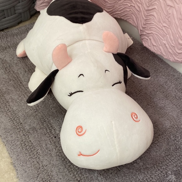 Miniso Cow/pig transforming plush toy - Picture 2 of 8